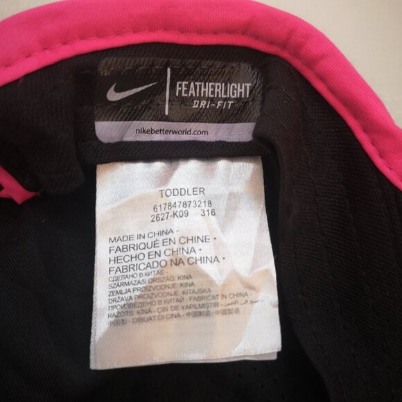 NWT Nike Toddler Size 2/4T Black with Hyper Pink Trim Baseball Hat - Picture 3 of 8